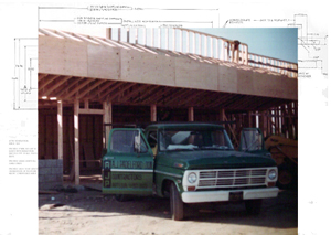A "Padelford Green" Truck at Cerritos Plaza